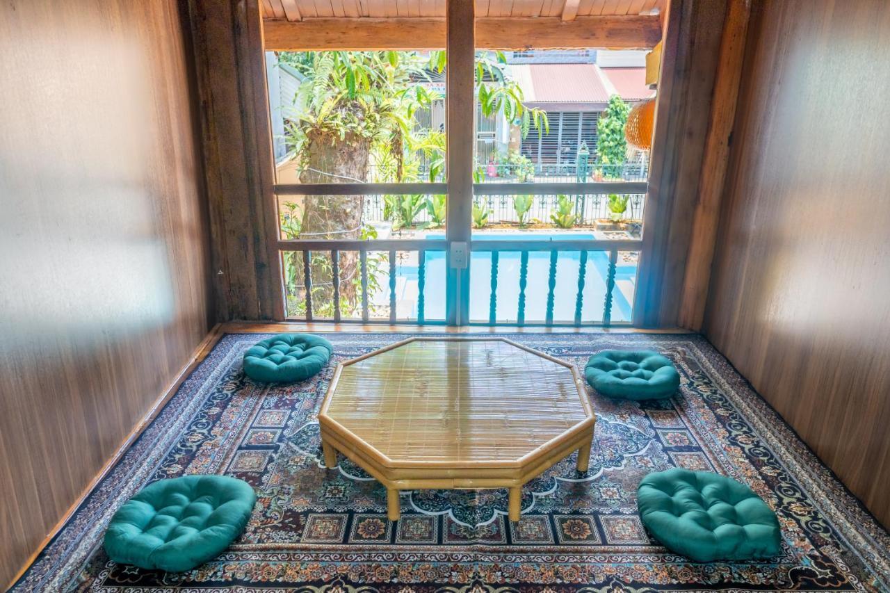 Odyssey Hostel, Tours & Motorbikes Rental Ha Giang Exteriér fotografie