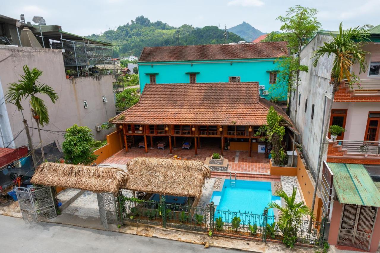Odyssey Hostel, Tours & Motorbikes Rental Ha Giang Exteriér fotografie