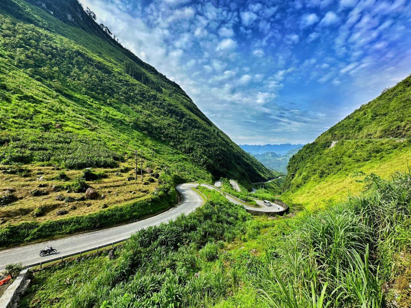 Odyssey Hostel, Tours & Motorbikes Rental Ha Giang Exteriér fotografie